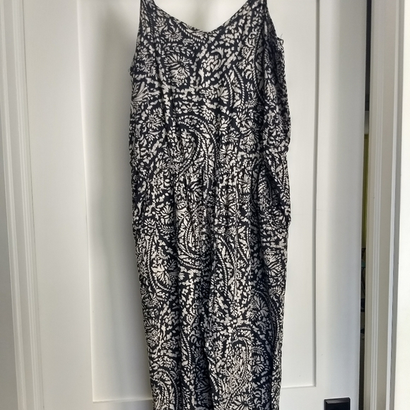 American Eagle Outfitters Pants - AEO patterned jumpsuit